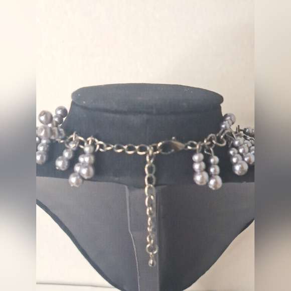 Vintage Grey and Black pearl stranded necklace. - Picture 5 of 5